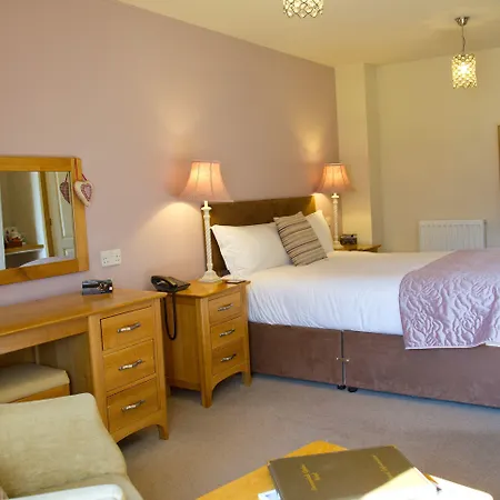 Gates Borrowdale Valley