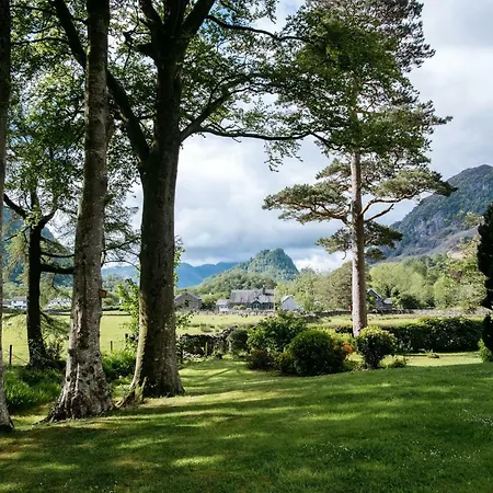 Gates Hotel Borrowdale Valley