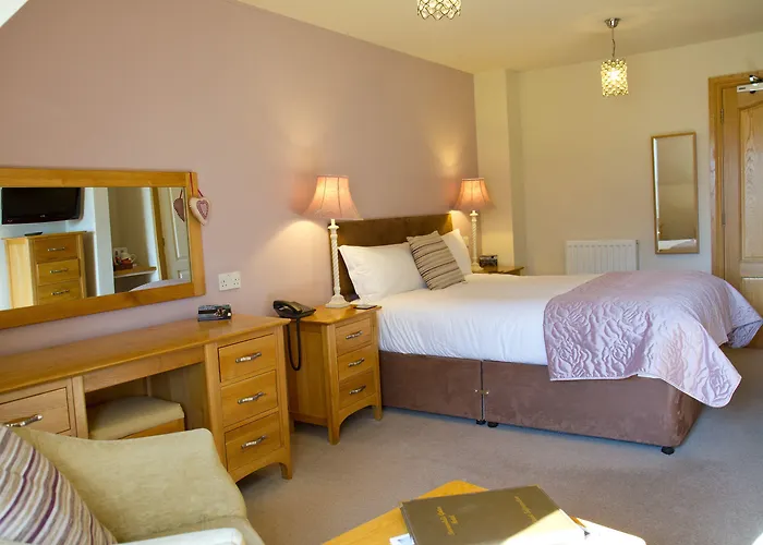 Gates Borrowdale Valley