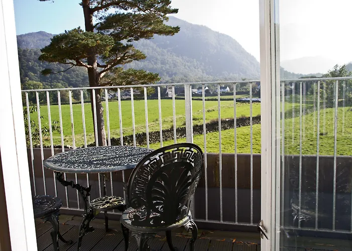 Gates 4* Borrowdale Valley