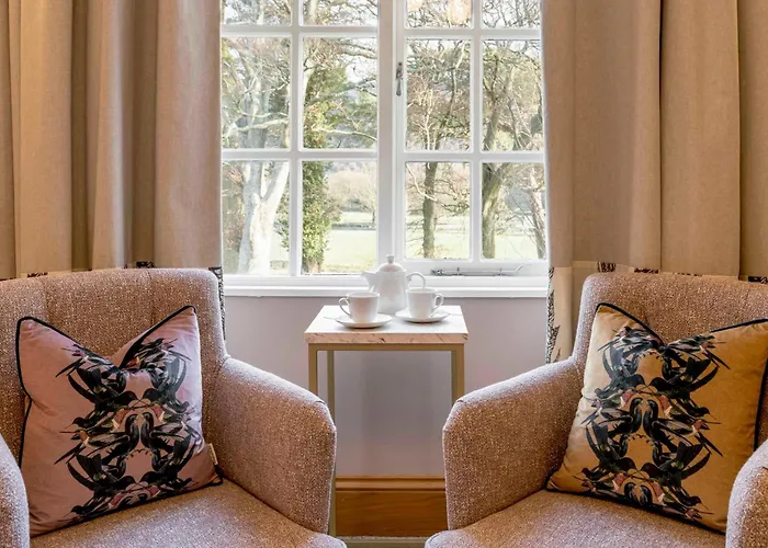 Gates Borrowdale Valley